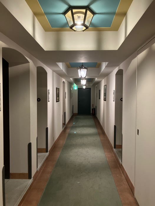 モントレ長崎 廊下