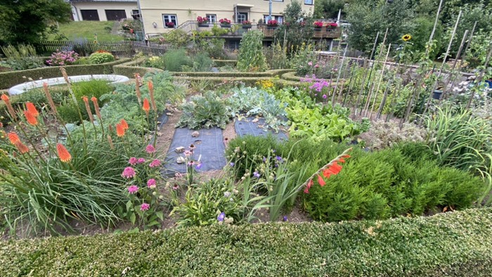 Herrlicher Bauerngarten