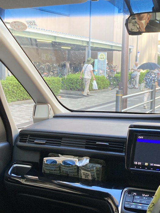 ⑥焼肉くいどん前付近