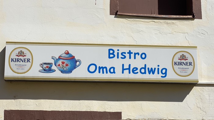 Sogar Oma Hedwig hat ein Bistro