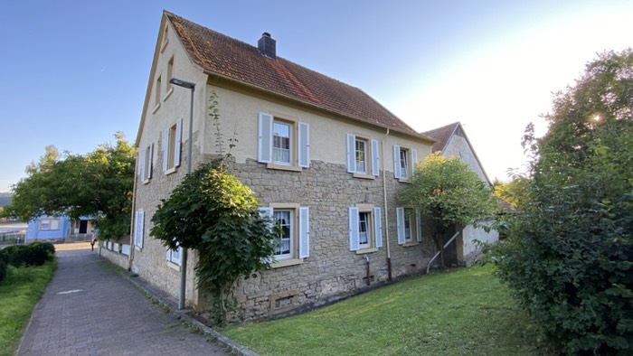 Eigenartige Fassade in Rockenhausen 