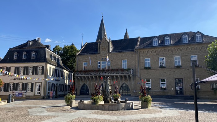 Rathaus-Fassade in Bad Sobernheim