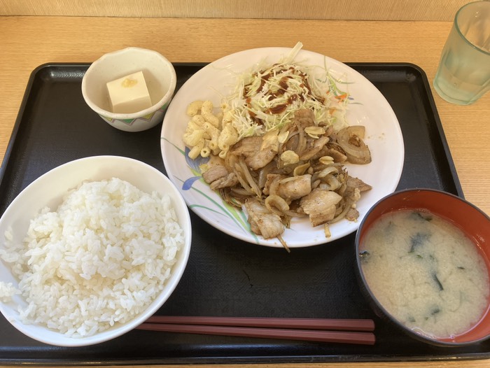 山小屋風 にんにく生姜焼定食