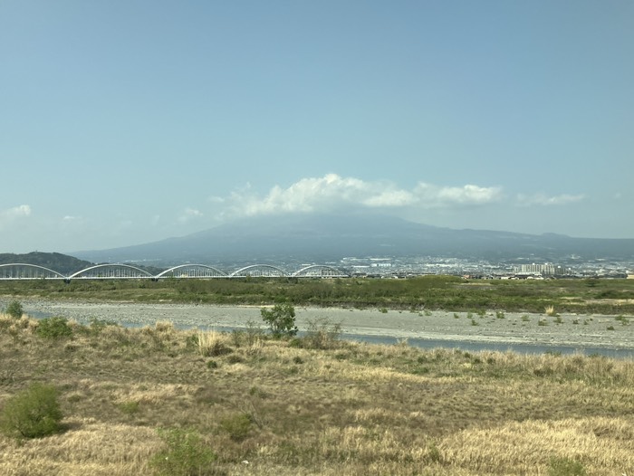 富士山見えず🗻