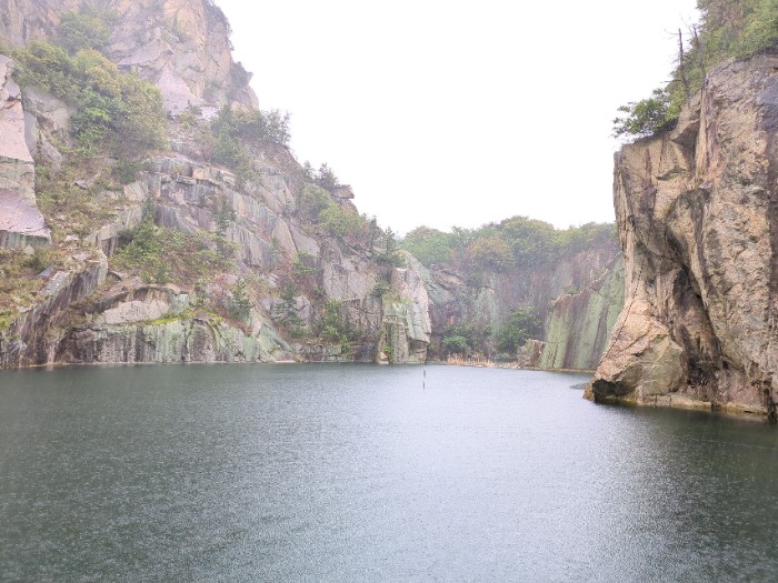 丁場跡湖上ステージ