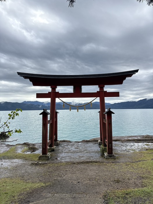 御座石神社