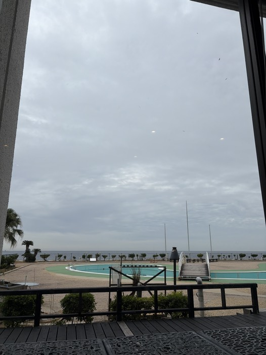 お腹すいたので先にご飯にします