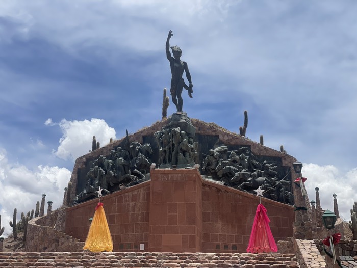 独立の英雄たち