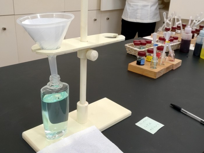 コスメ工房体験教室