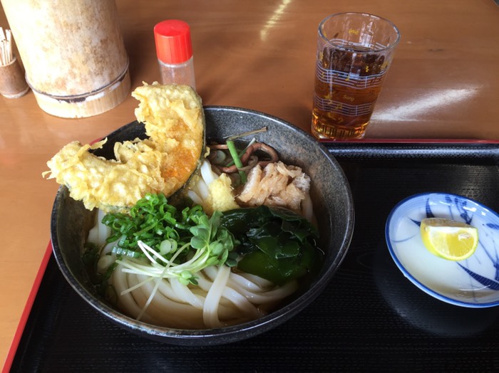 うどん🍴かやくぶっかけ^_−☆