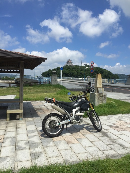 唐津城前