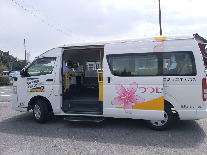 豊川市コミエニティバス つつじバス
