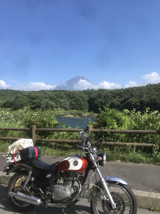 精進湖 富士山