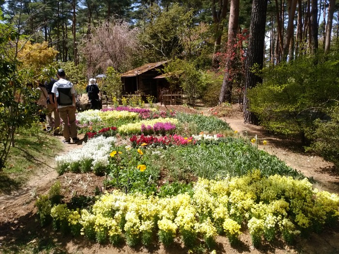 しあわせ暮らしの庭めぐり