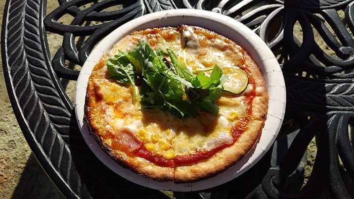 大谷石釜で焼くピザ焼き体験