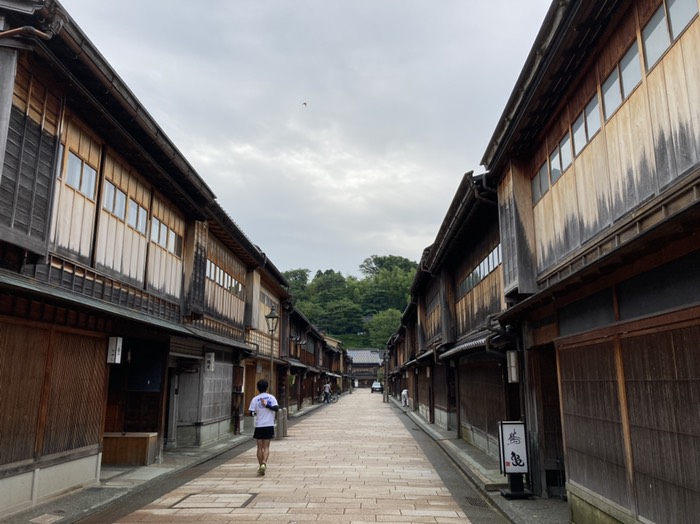 東茶屋街、奥の杜に料亭山の尾が