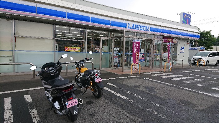 雨宿り