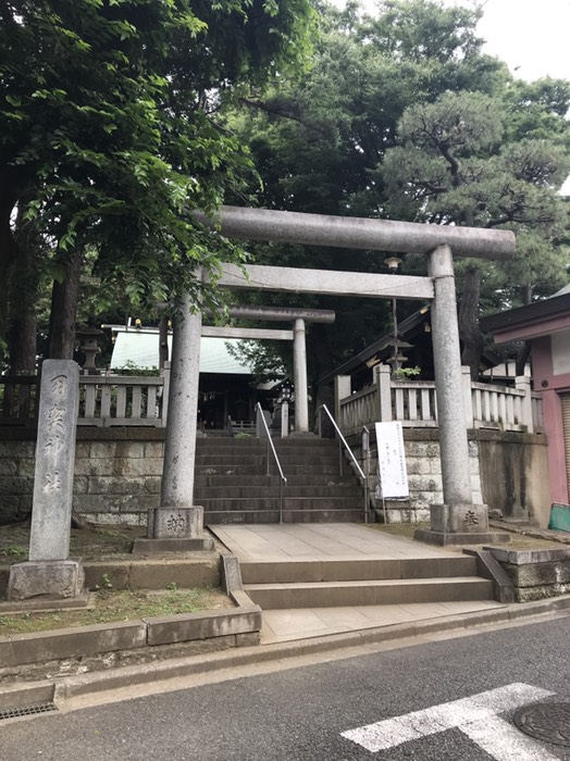 用賀神社