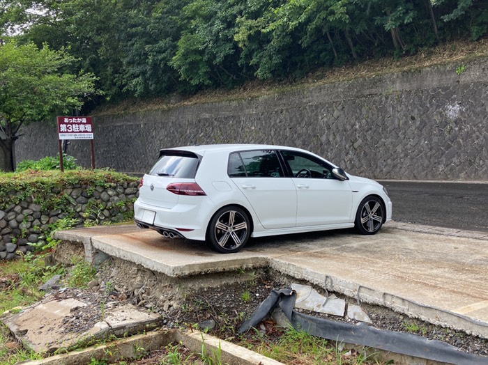 凄い駐車場…