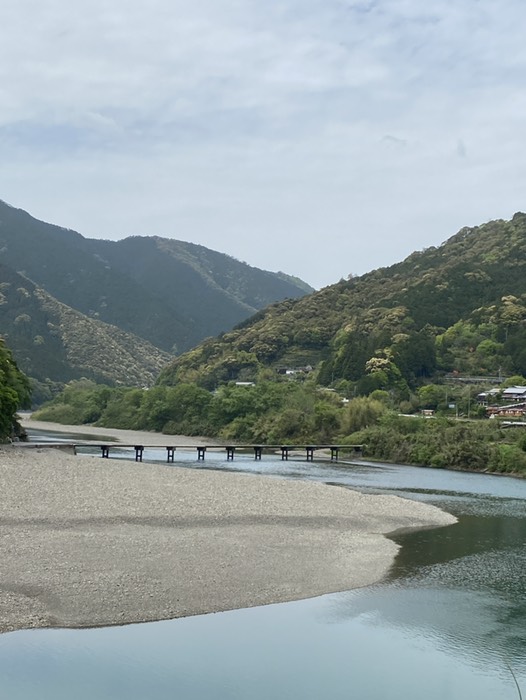 沈下橋