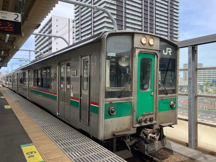 ここから電車を乗り継ぎます