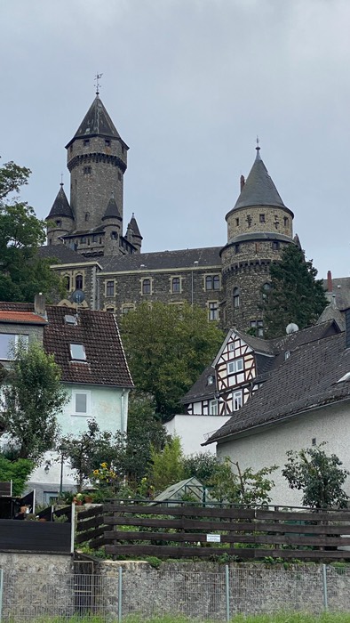 … die Türme erinnern uns ein bisschen 