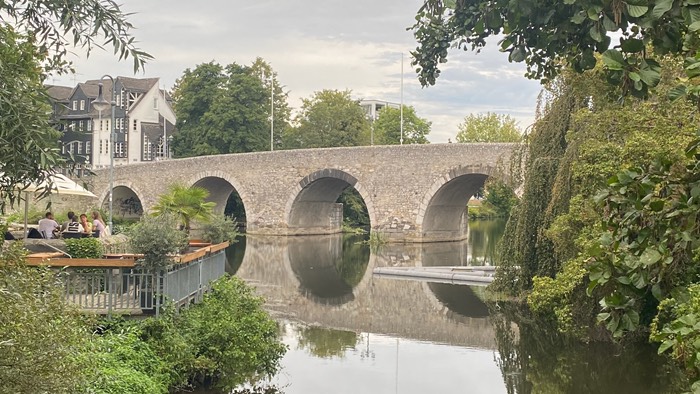 „Alte Lahnbrücke“