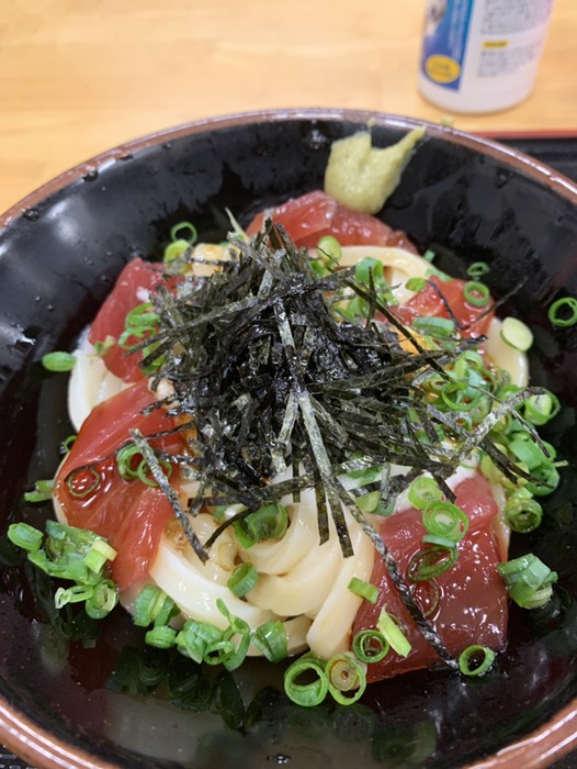 山かけ鉄火醤油うどん