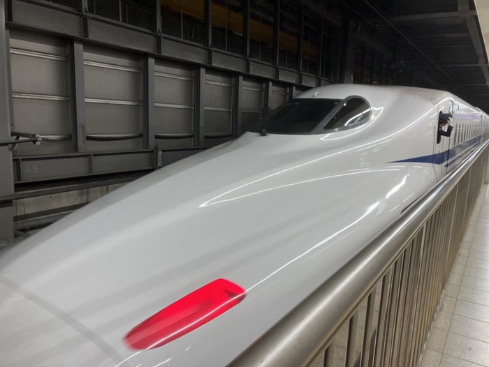 ここで新幹線下ります