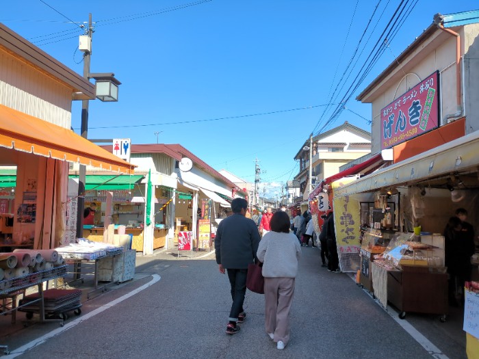 お千代保稲荷 参道