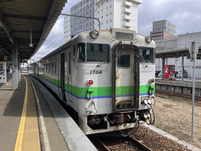 鈍行気動車キハ40系に乗ります