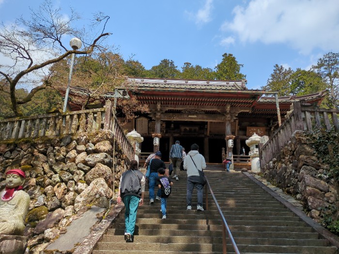 谷扱山華厳寺 本堂