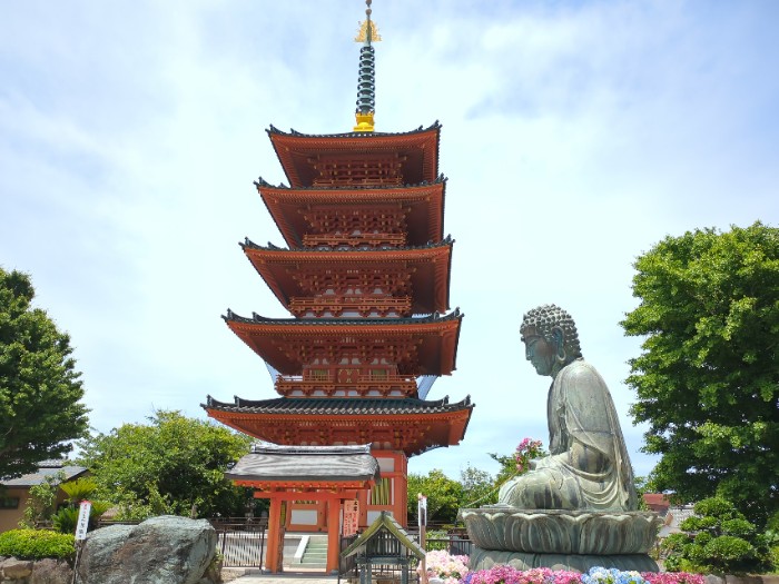 銚子大仏と五重塔