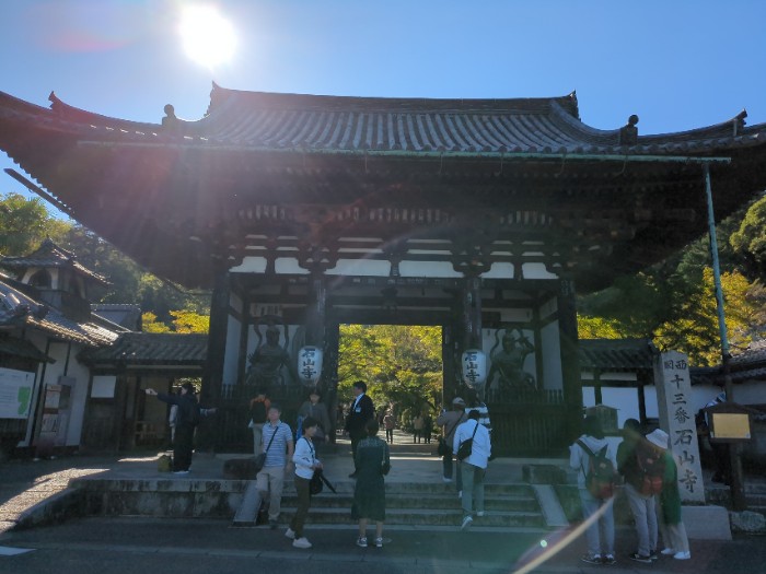 石山寺山門