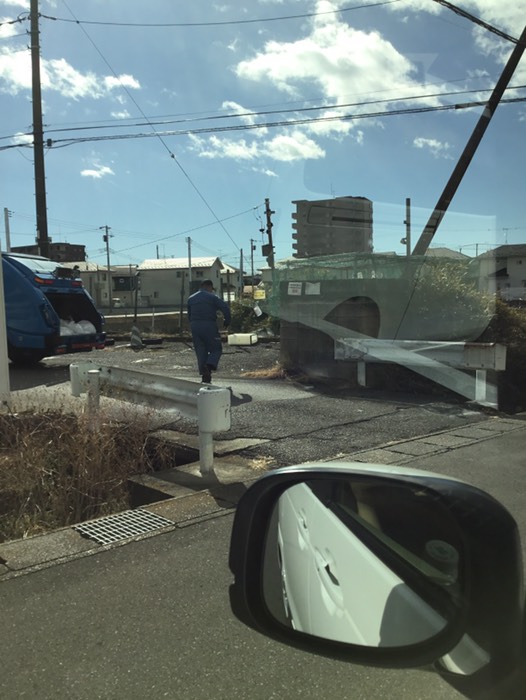 31 3連自販機隣