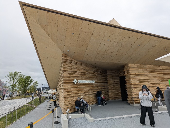 住友館