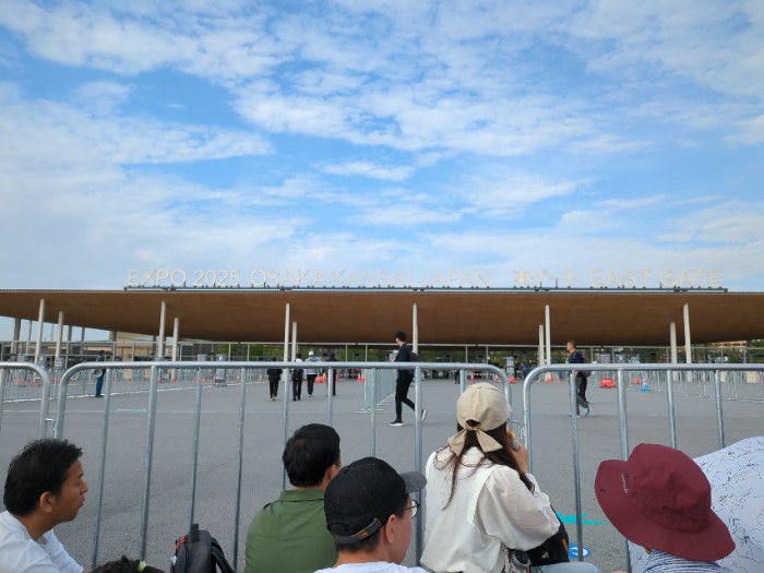 東ゲート