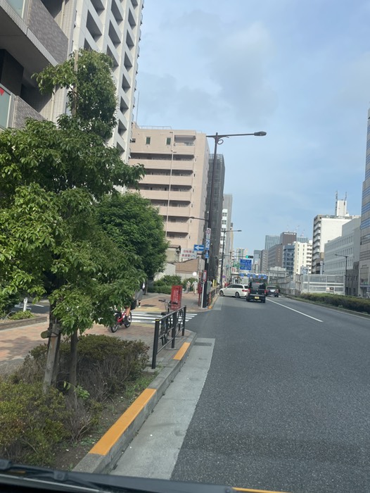 1️⃣不動前　ぱぱすを通過、ガードレールの切れ目