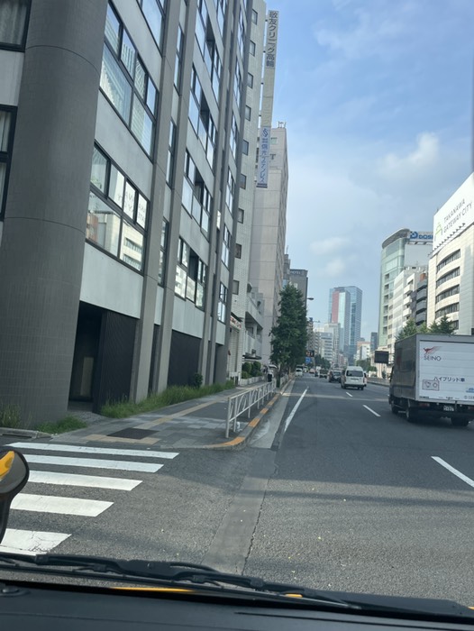 2️⃣高輪2丁目　ライオンズマンションの前