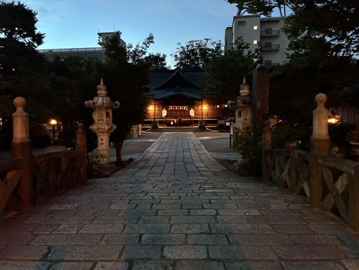 四柱神社