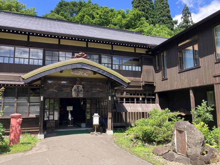 蔦温泉