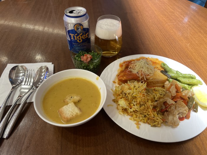 ラウンジ飯