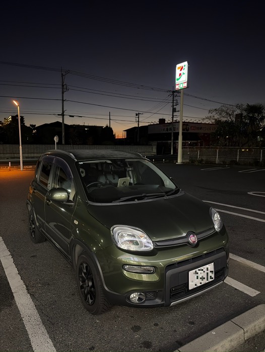 東の空が薄ら明るくなってきました