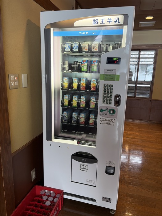 酪王自販機