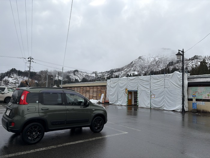 只見駅にも寄ってみました