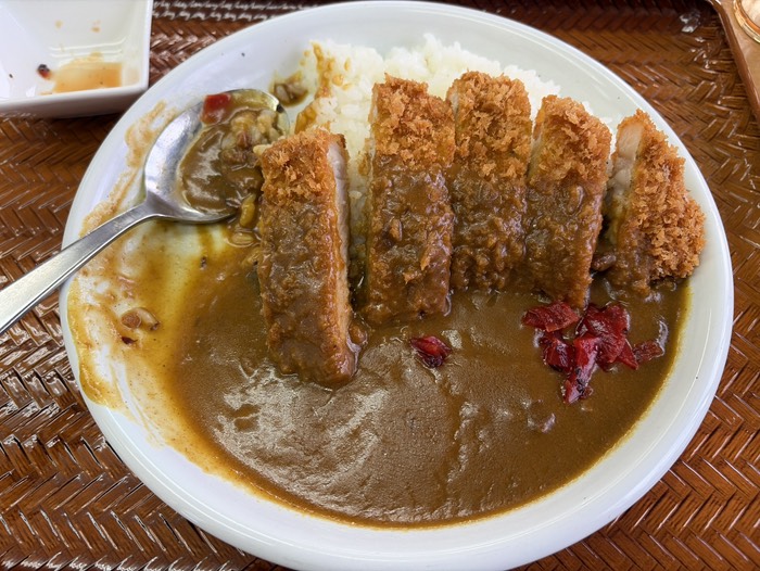 岩中ポークカツカレー(¥1,500)