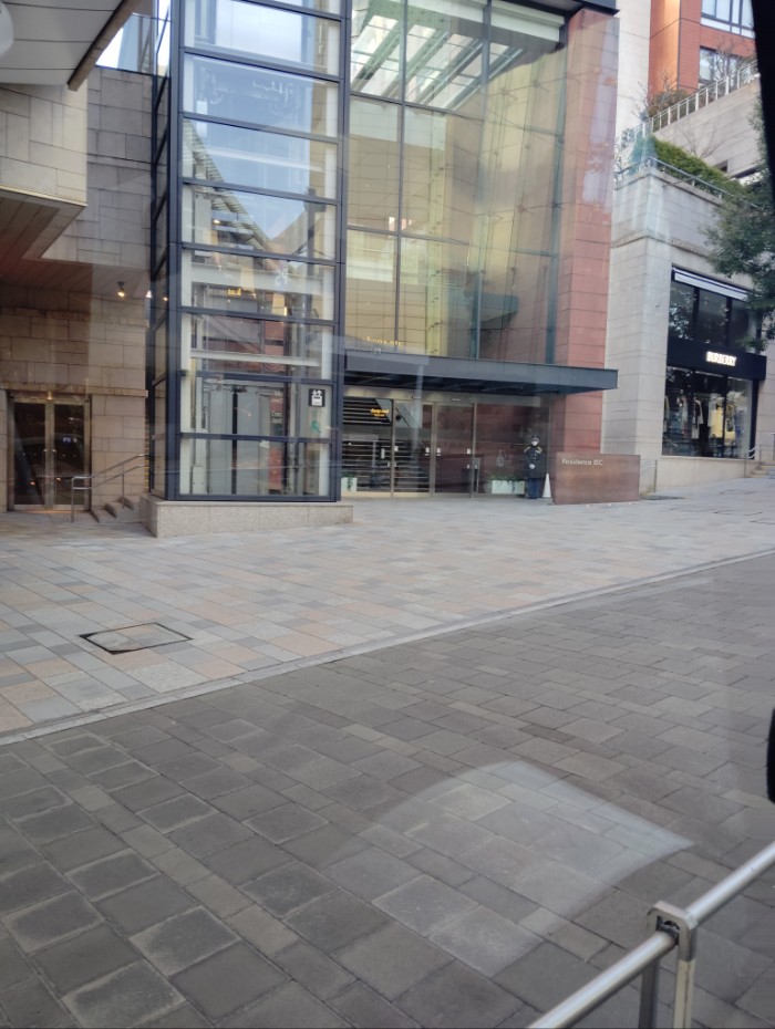 4番けやき坂バス停