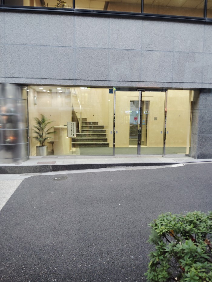 レイト麻布十番バス停